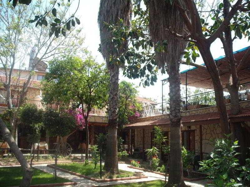 Poseidon Hotel Side Buitenkant foto