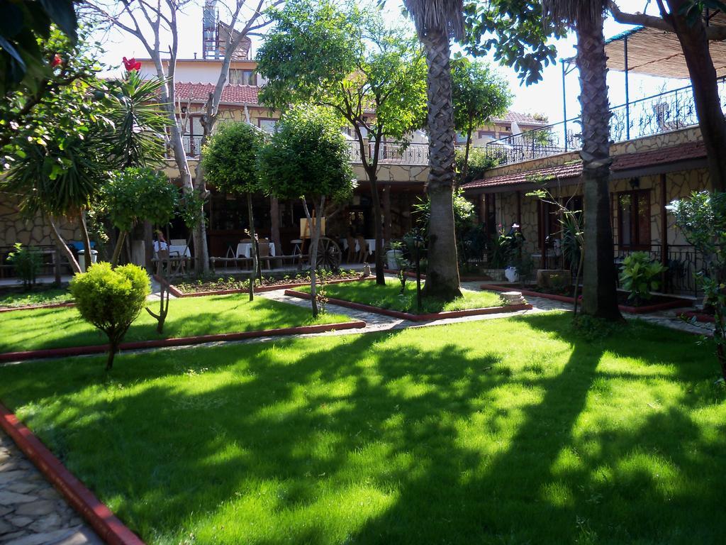 Poseidon Hotel Side Buitenkant foto